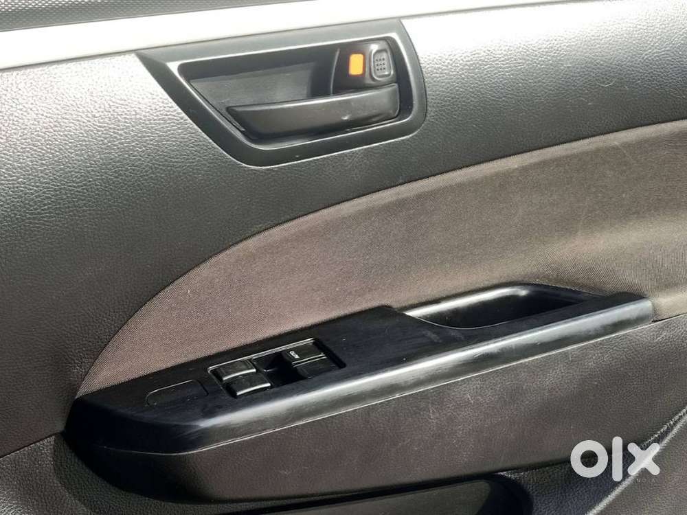 Maruti Suzuki Swift Lxi Optional-o, 2016, Petrol