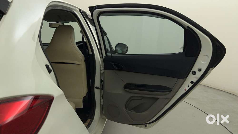 Tata Tiago 1.05 Revotorq Xt, 2018, Diesel