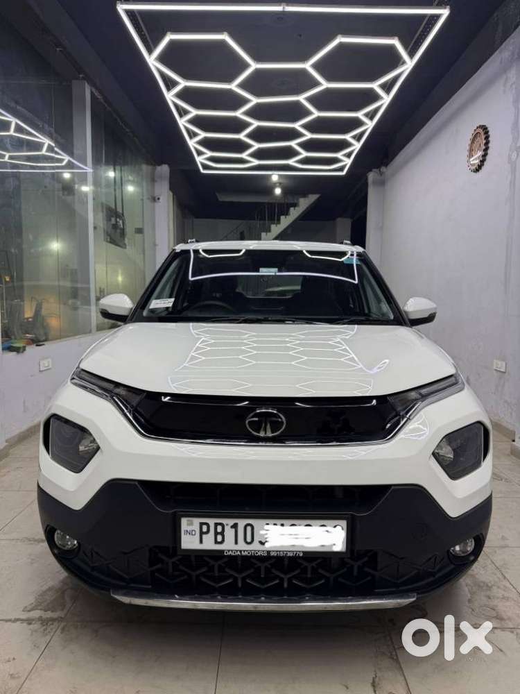 Tata Punch Accomplished Amt Sunroof, 2024, Petrol
