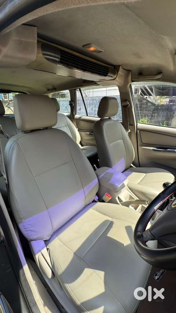 Orginal Kerala Toyota Innova 2012 Diesel Well Maintained