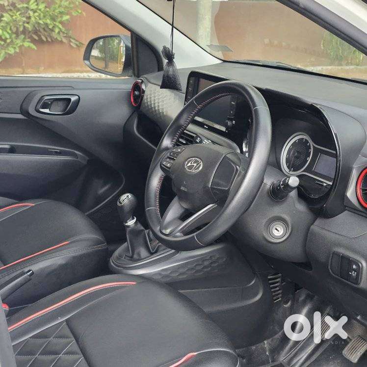 Hyundai Grand I10 Nios Sportz Dual Tone, 2021, Petrol
