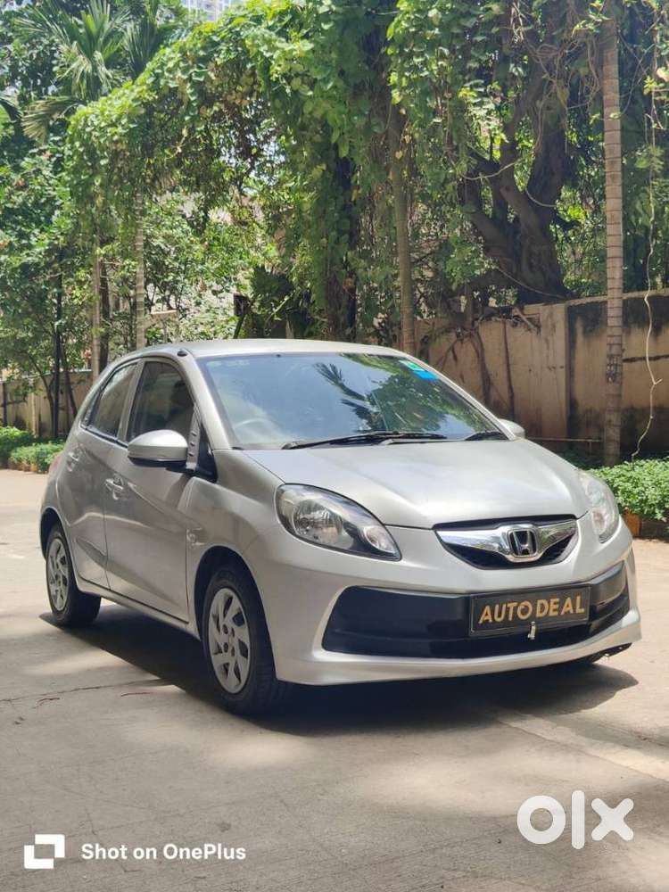 Honda Brio V Mt, 2014, Petrol