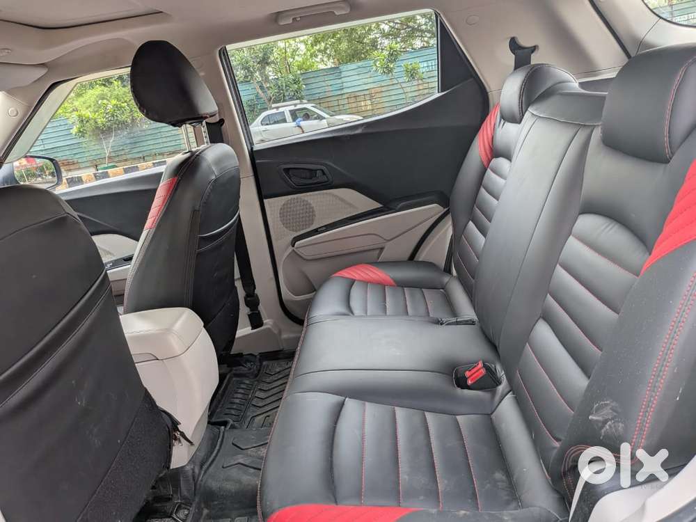 Mahindra Xuv300 W8 Option, 2023, Petrol