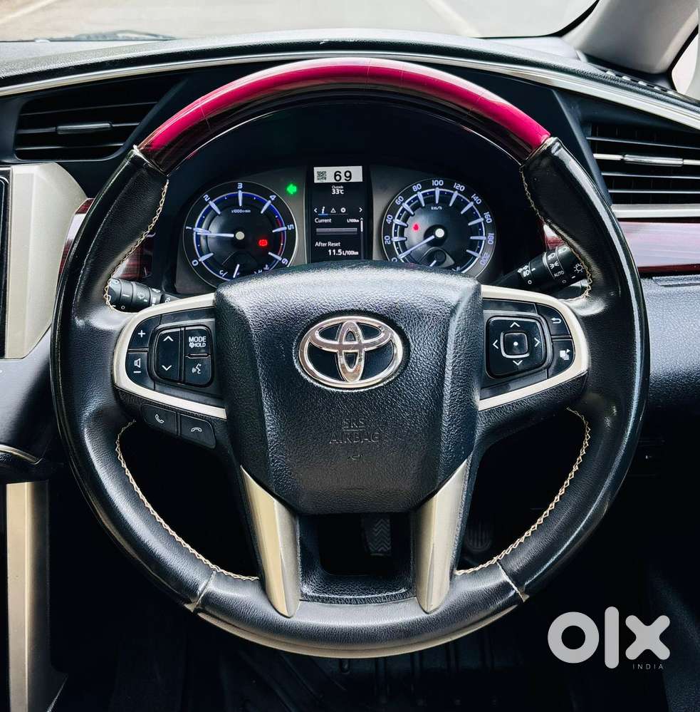 Toyota Innova Crysta 2.4 Vx Mt 8s, 2017, Diesel