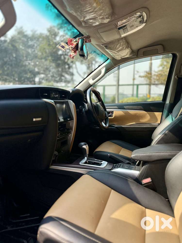 Toyota Fortuner 4x2 At 2.8 Diesel, 2019, Diesel