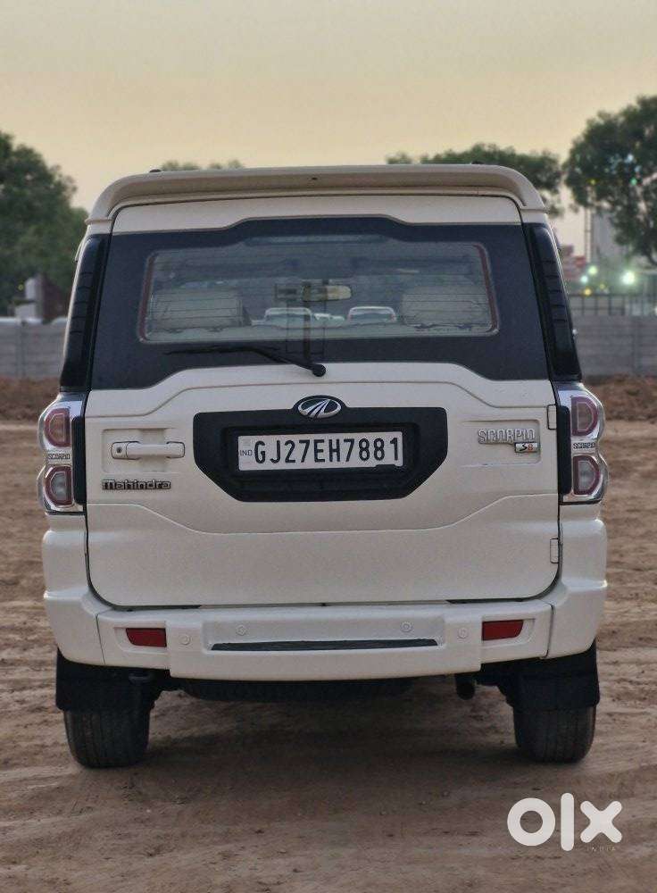 Mahindra Scorpio S8, 2017, Diesel