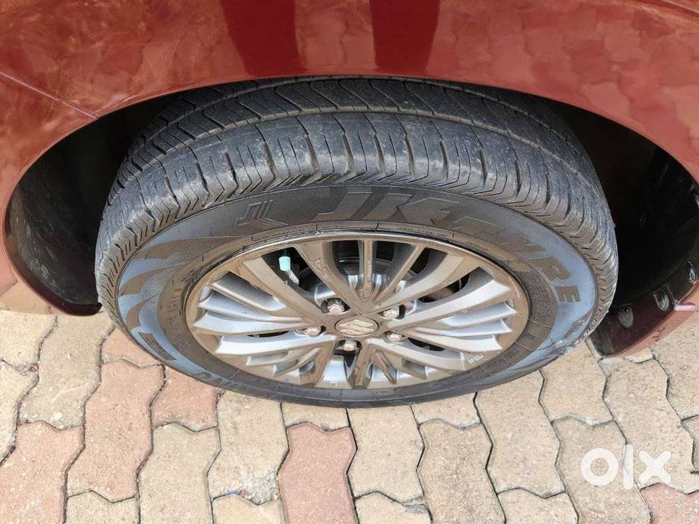 Maruti Suzuki Ertiga Zxi At Shvs, 2019, Petrol