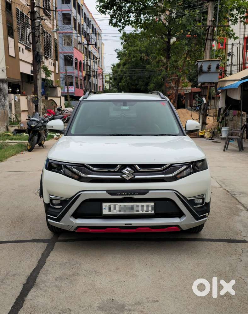 Maruti Suzuki Brezza 1.5 Vxi Smart Hybrid, 2025, Petrol