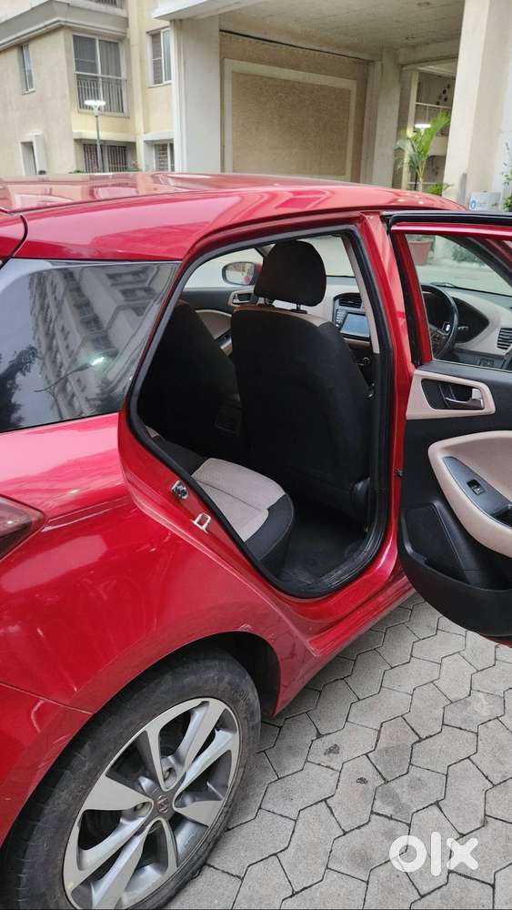 2017 Hyundai Elite I20 Asta(o) Petrol  43,000 Km  Hyundai Service Hi