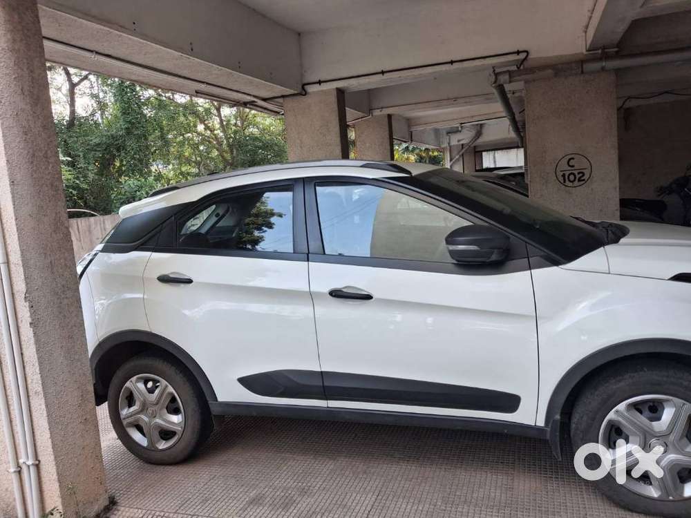 Tata Nexon Diesel Amt (xma+s) 2022 Variant