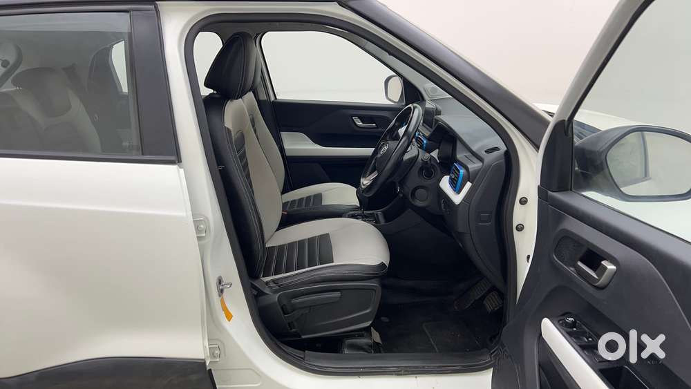Tata Punch Creative Amt, 2022, Petrol