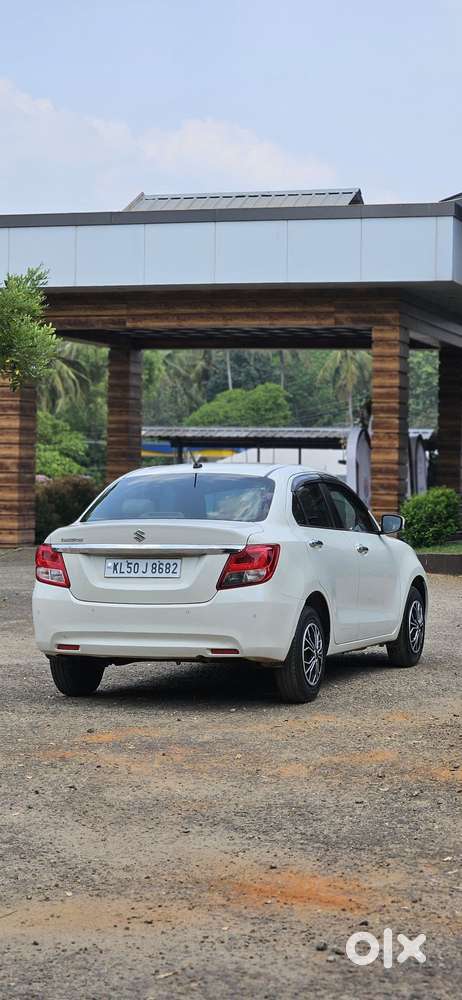 Maruti Suzuki Swift Dzire Vxi At Optional, 2021, Petrol