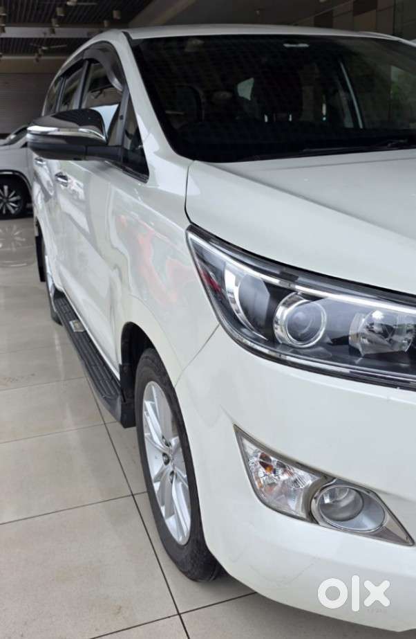 Toyota Innova Crysta 2.8z Automatic, 2018, Diesel