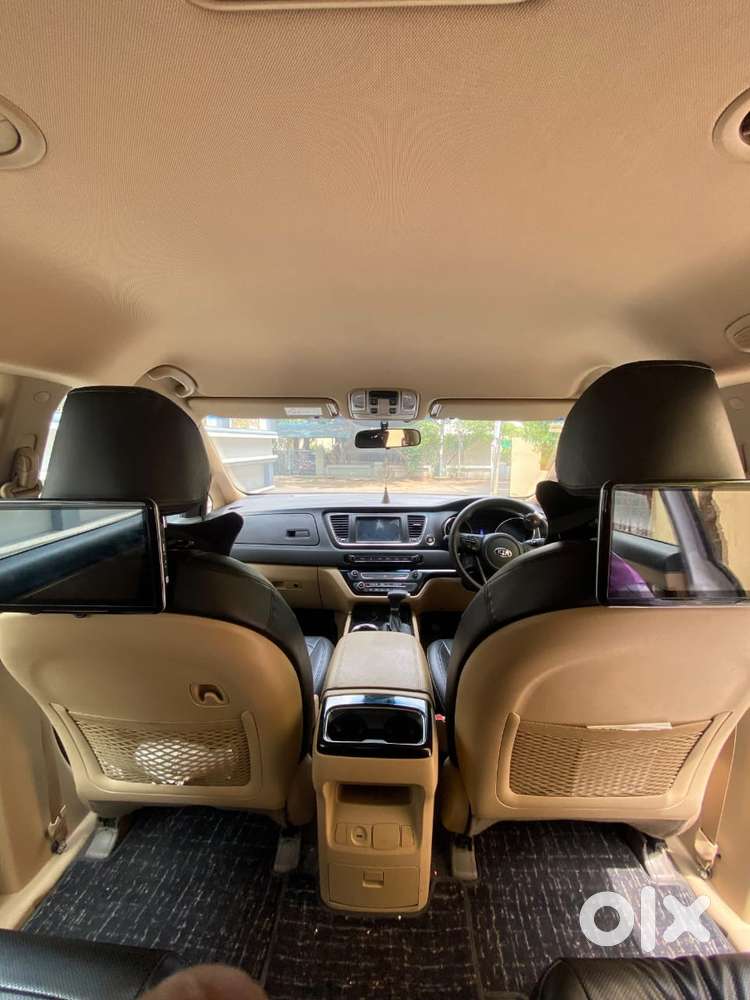 Kia Carnival Premium, 2021, Diesel