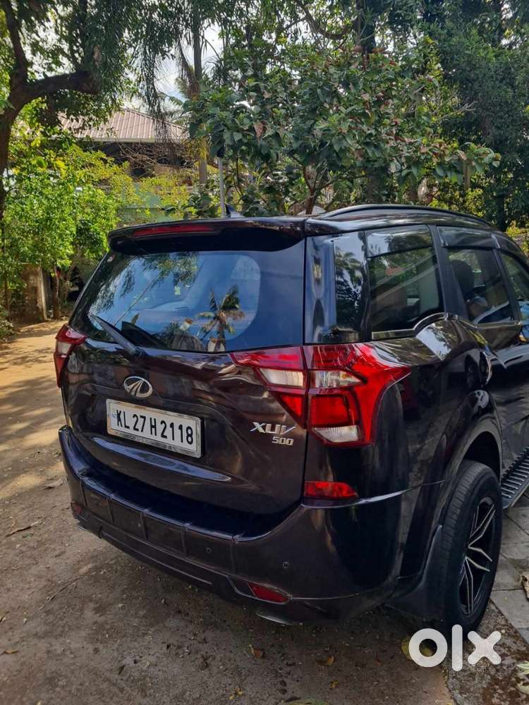 Mahindra Xuv500_w5_2018