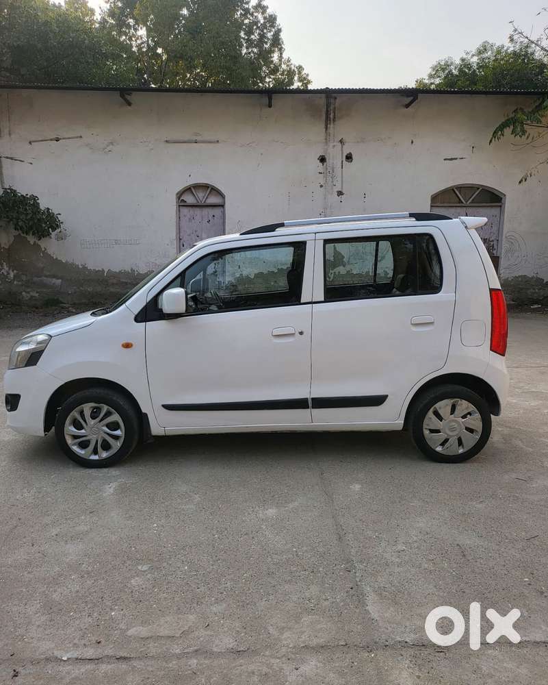 Maruti Suzuki Wagon R Vxi 1.0 Cng, 2015, Cng & Hybrids