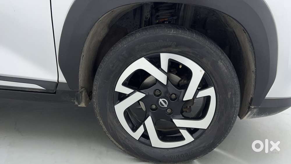 Nissan Magnite 1.0 Xv Premium Turbo Cvt, 2023, Petrol