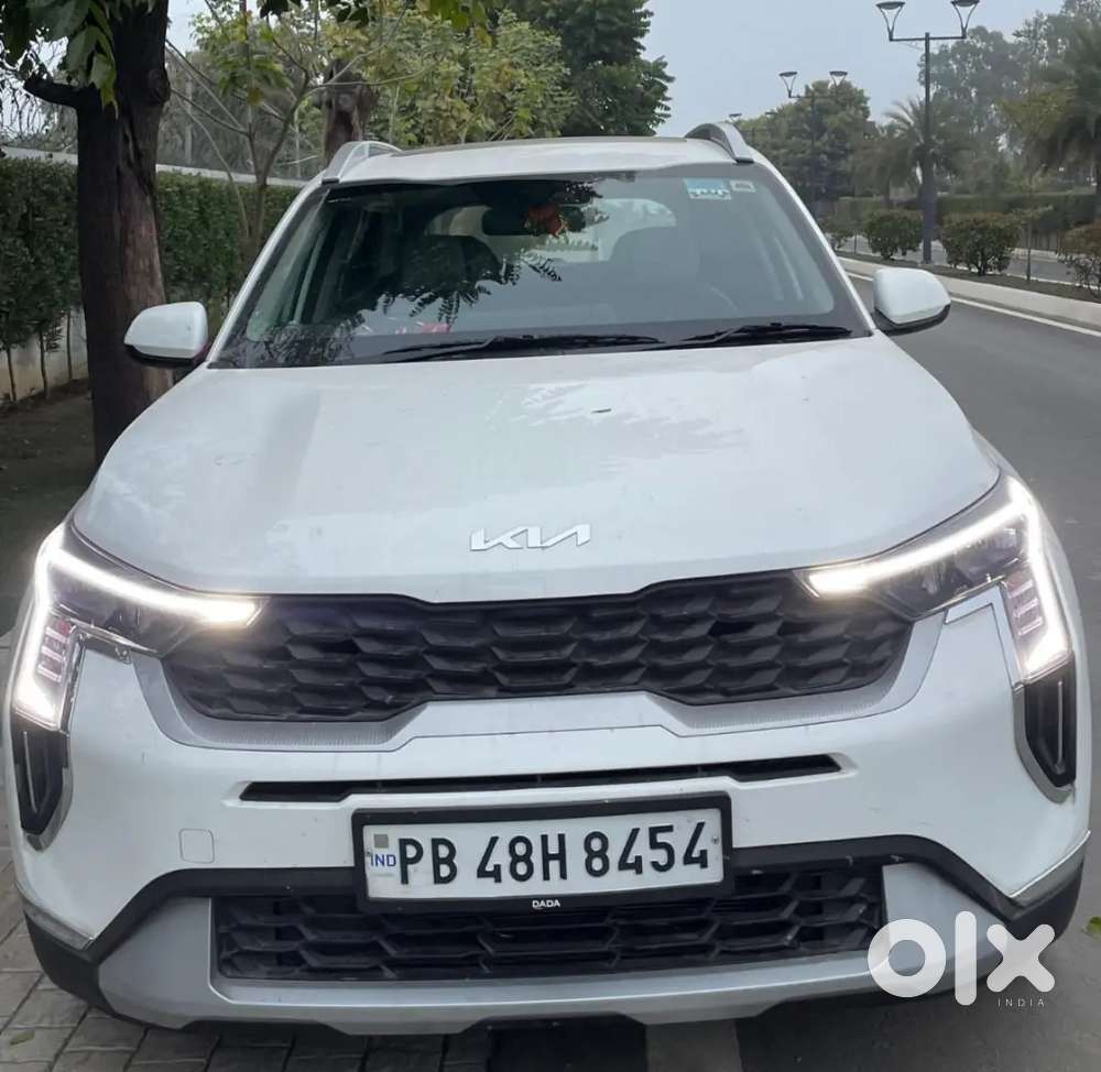 Kia Sonet 2025 Petrol 8100 Km Driven Brand New Fully Loaded Accessory