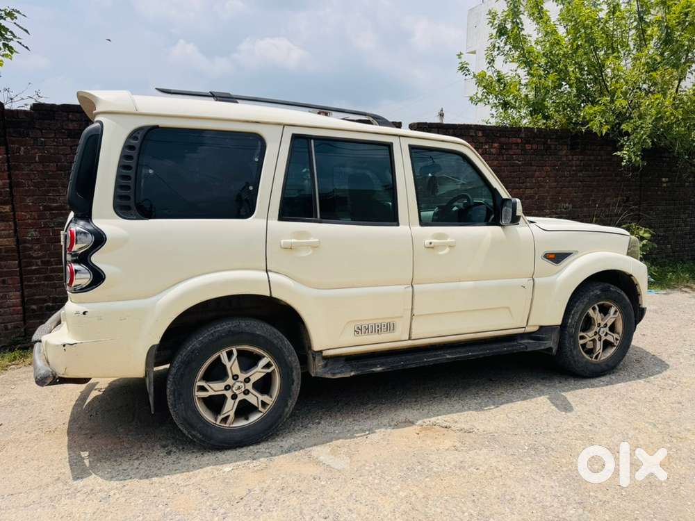 Mahindra Scorpio Diesel 2016