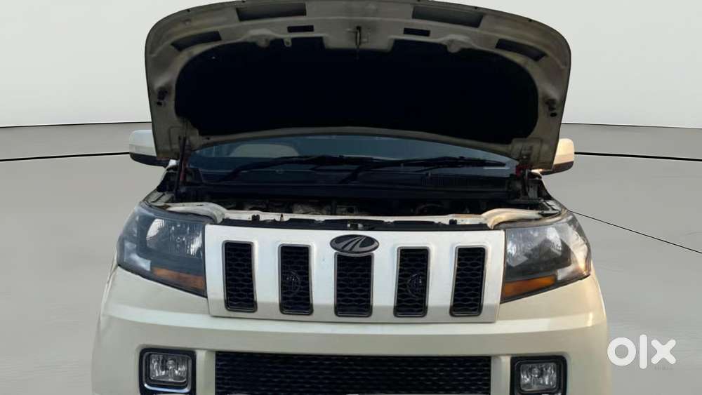 Mahindra Tuv 300 T10, 2018, Diesel