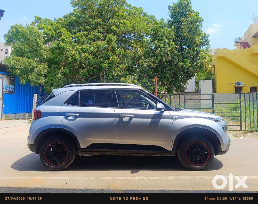 Hyundai Venue 1.2 S (o), 2019, Petrol