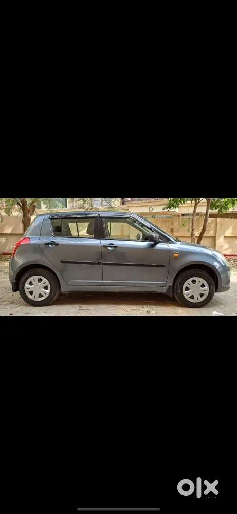 Maruti Suzuki Swift 2011 Petrol 77000 Km Driven