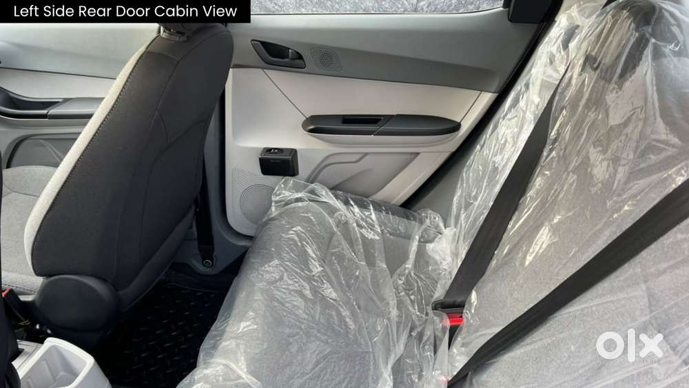 Tata Tiago Xe, 2026, Petrol