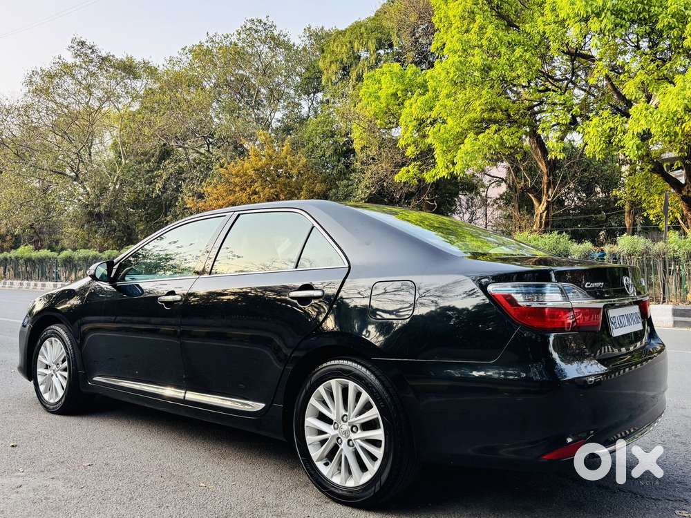 Toyota Camry Hybrid 2.5, 2016, Cng & Hybrids
