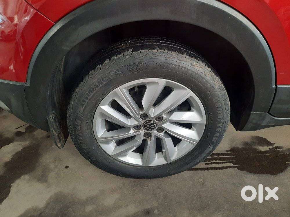 Volkswagen Taigun 1.0 Tsi Highline At, 2022, Petrol