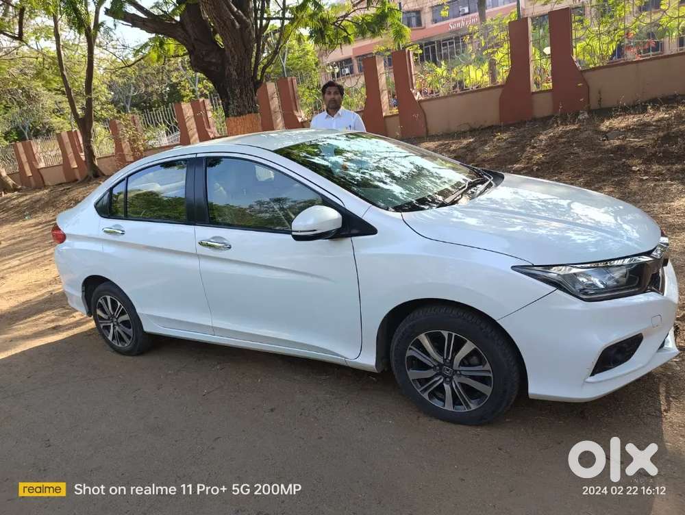 Honda City New Car ( Almost) Xlent Milege City 16 High Way 19.5,