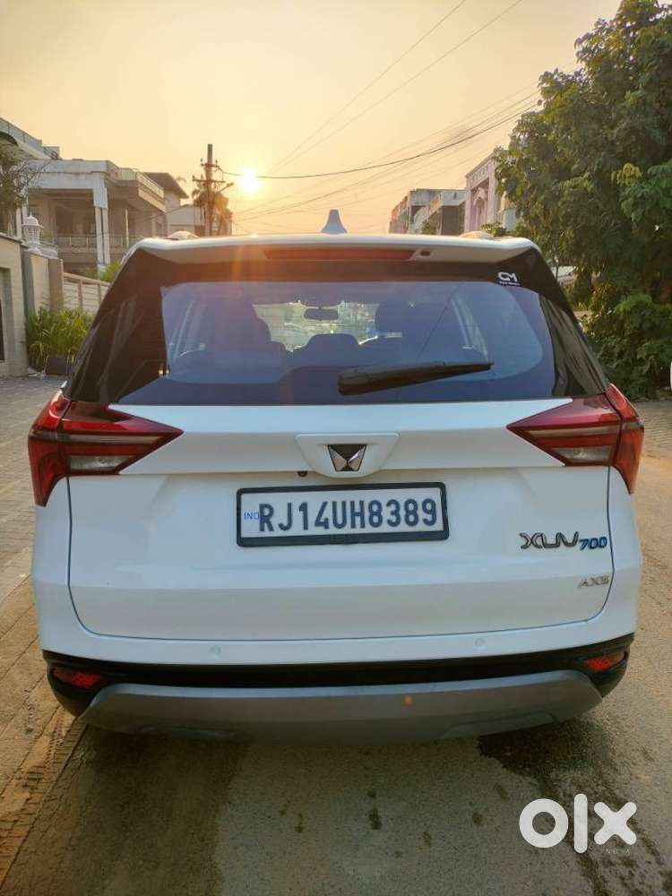 Mahindra Xuv700 2.0 Ax 5 Petrol Mt 7 Str, 2022, Diesel