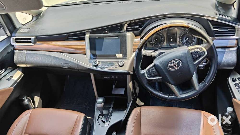 Toyota Innova Crysta 2.8 Zx At, 2017, Diesel