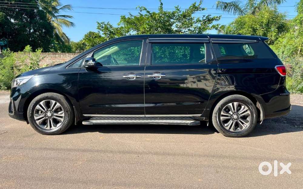 Kia Carnival Premium, 2020, Diesel