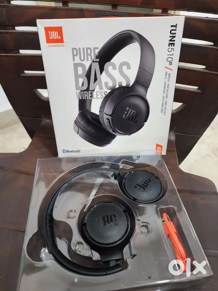 Jbl 510BT hardly used headphones