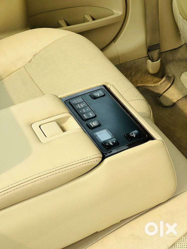 Toyota Camry Hybrid, 2017, Petrol