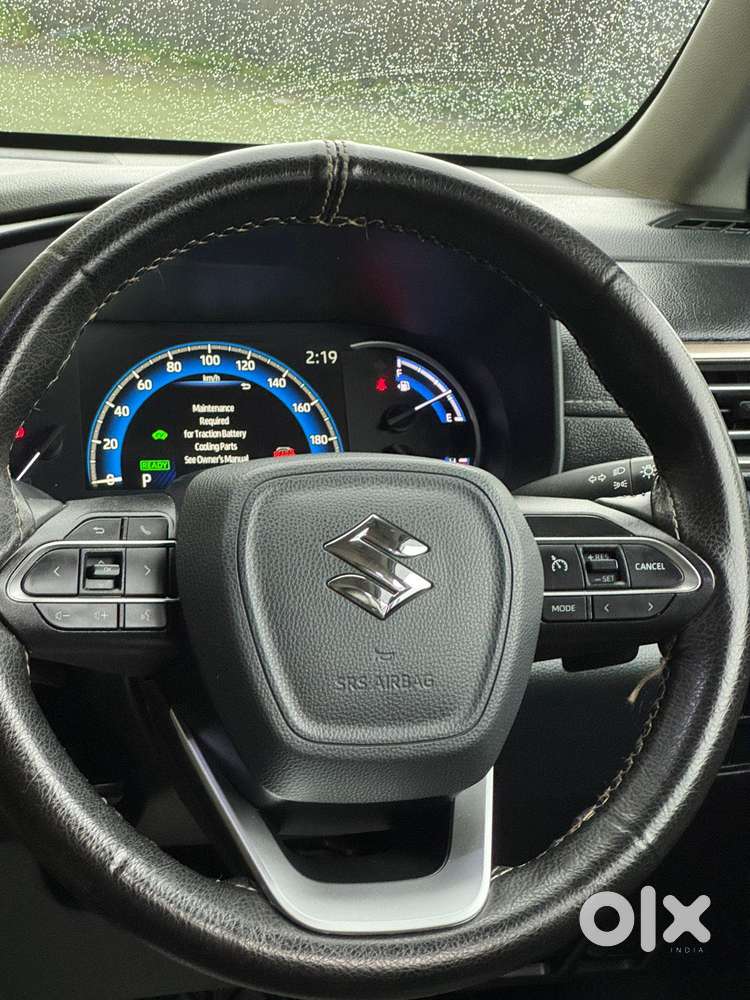 Maruti Suzuki Invicto Zeta Plus 7str, 2024, Cng & Hybrids