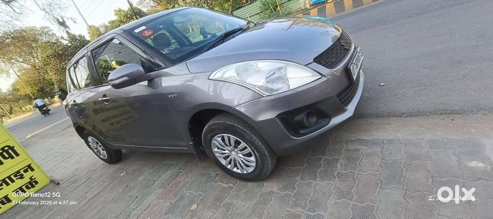 Maruti Suzuki Swift Vxi Optional, 2015, Petrol