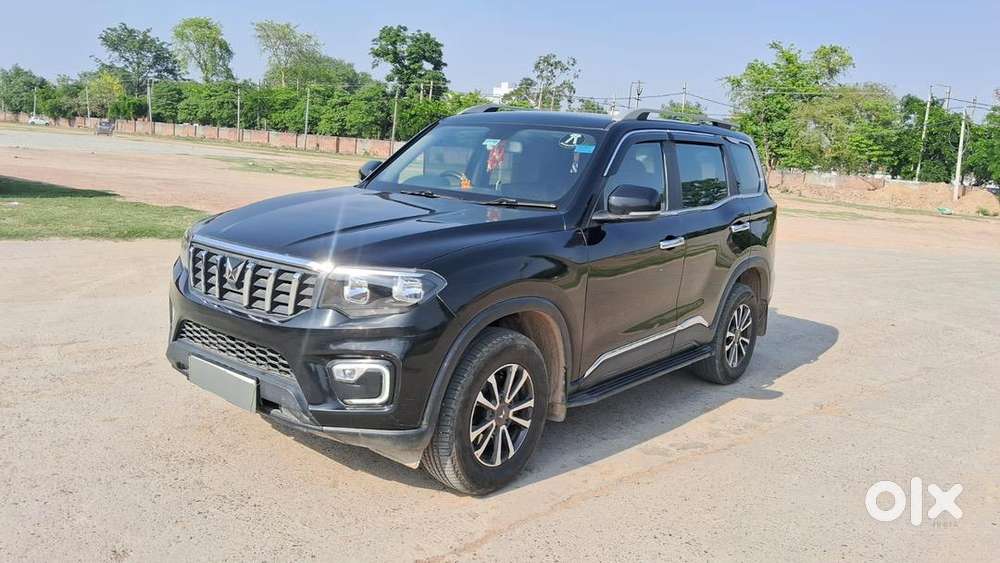 Mahindra Petrol Manual 2025 Car