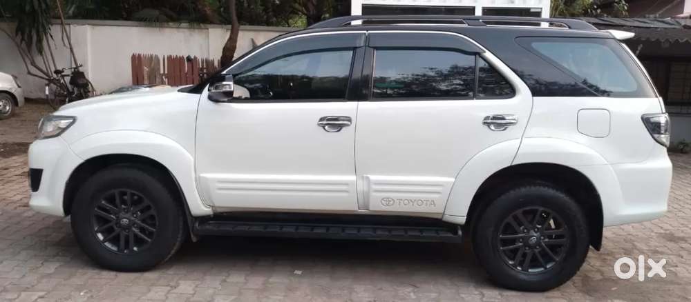 Toyota Fortuner 4x2 At, 2015, Diesel