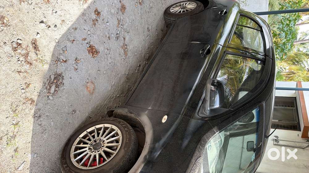 Nissan Micra 2010 Petrol Full Option 85000 Km Driven