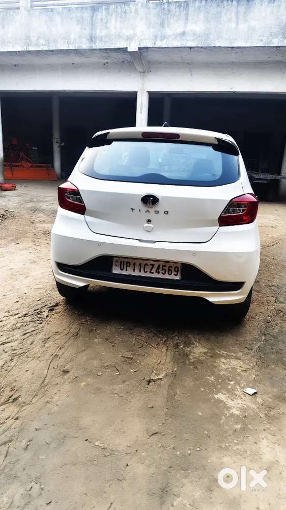 Tata Tiago Xm Petrol 2025