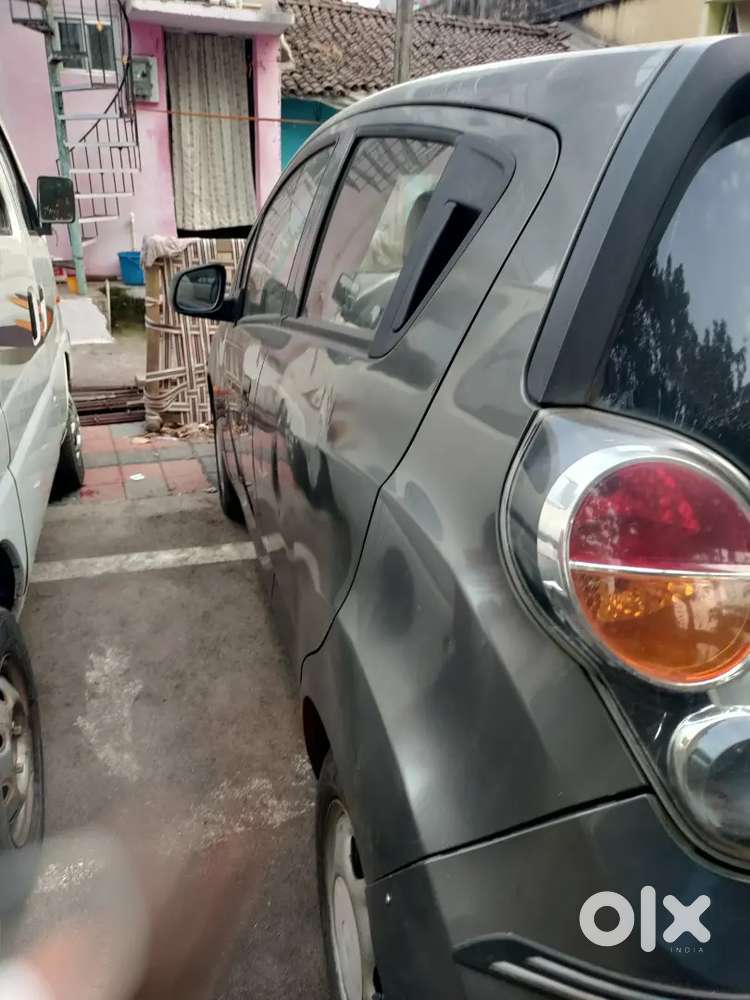 Chevrolet Beat 2010 Petrol