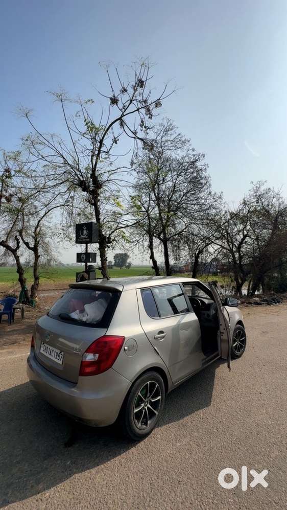 Skoda Fabia Passing Upto 2030 + 5 Year More In Very Good Condition.