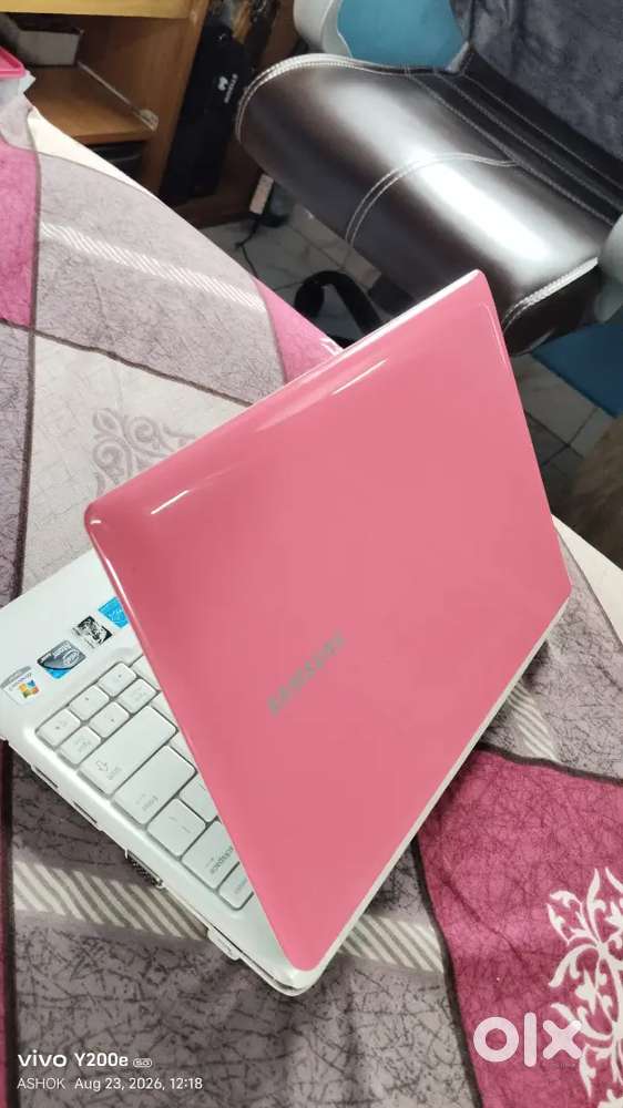 Samsung Laptop Mini best condition...
