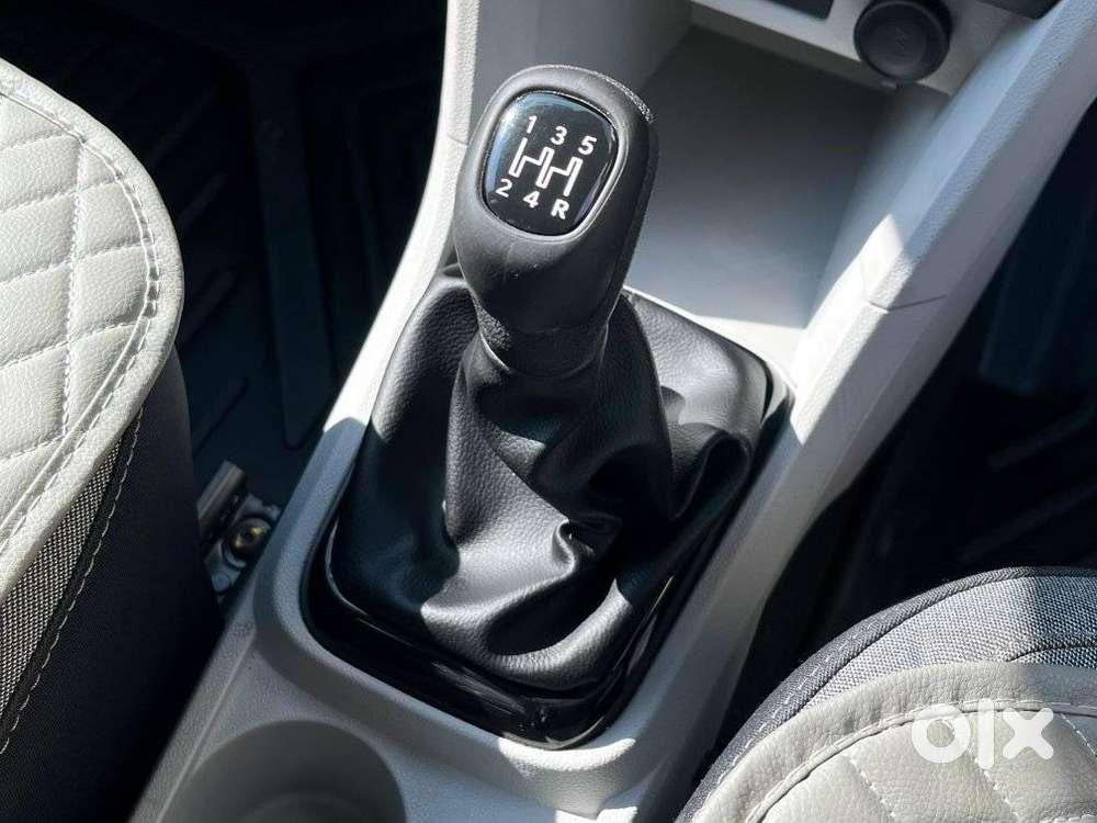 Tata Tiago 1.2 Revotron Xz (o), 2025, Petrol