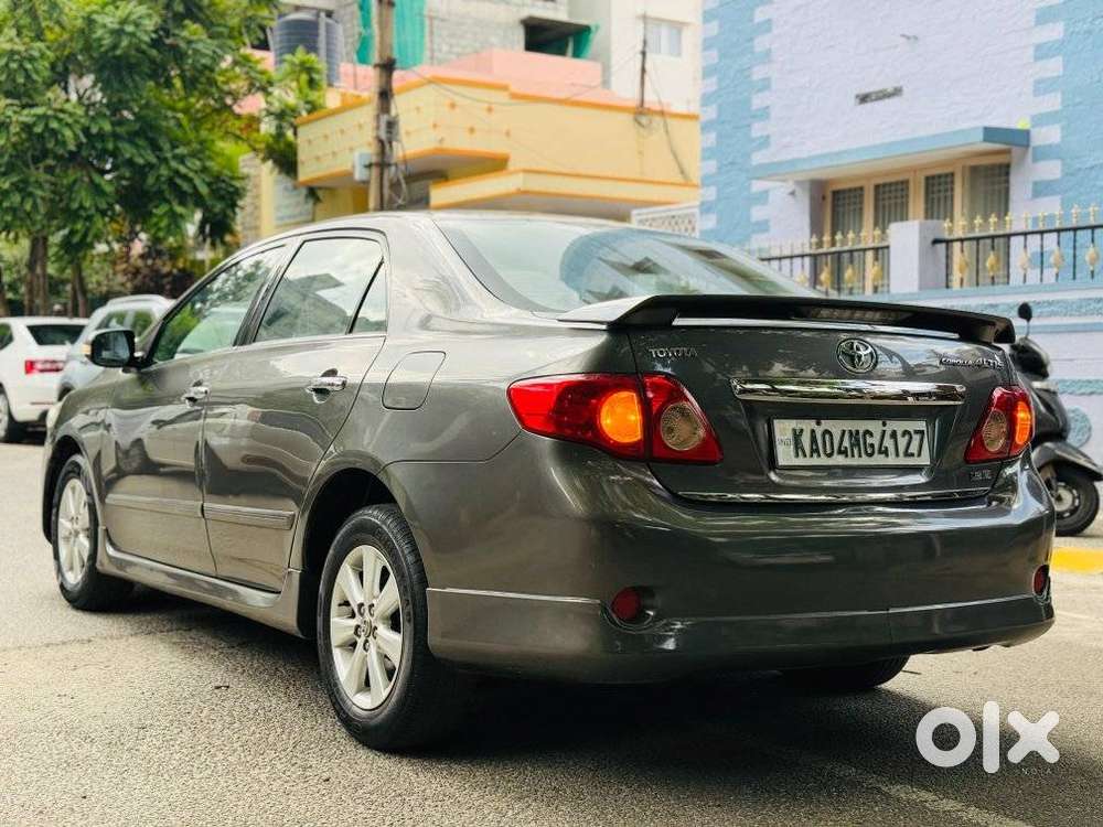 Toyota Corolla Altis 1.8 J, 2009, Petrol