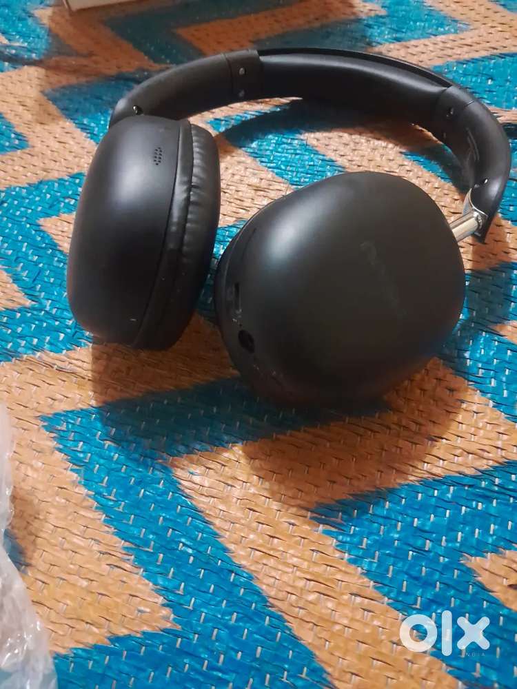 Noise Head phones