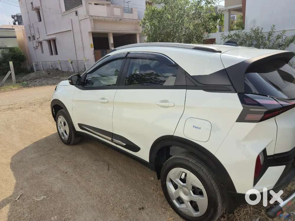Tata Nexon 2026 Petrol 1255 Km Driven
