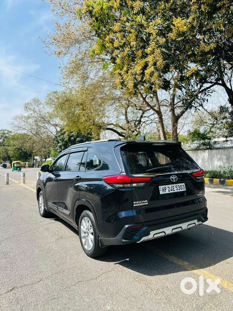 Toyota Innova Hycross 2.0 Vx Hybrid 7 Str, 2025, Petrol