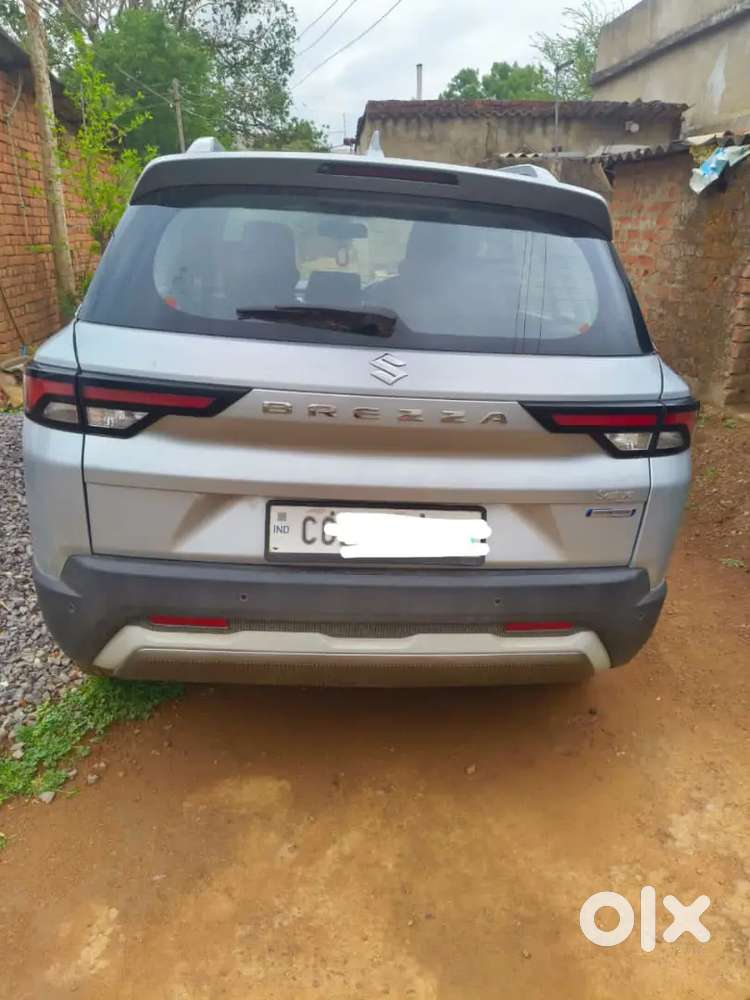 Maruti Suzuki Brezza Hybrid, Sleek 2023